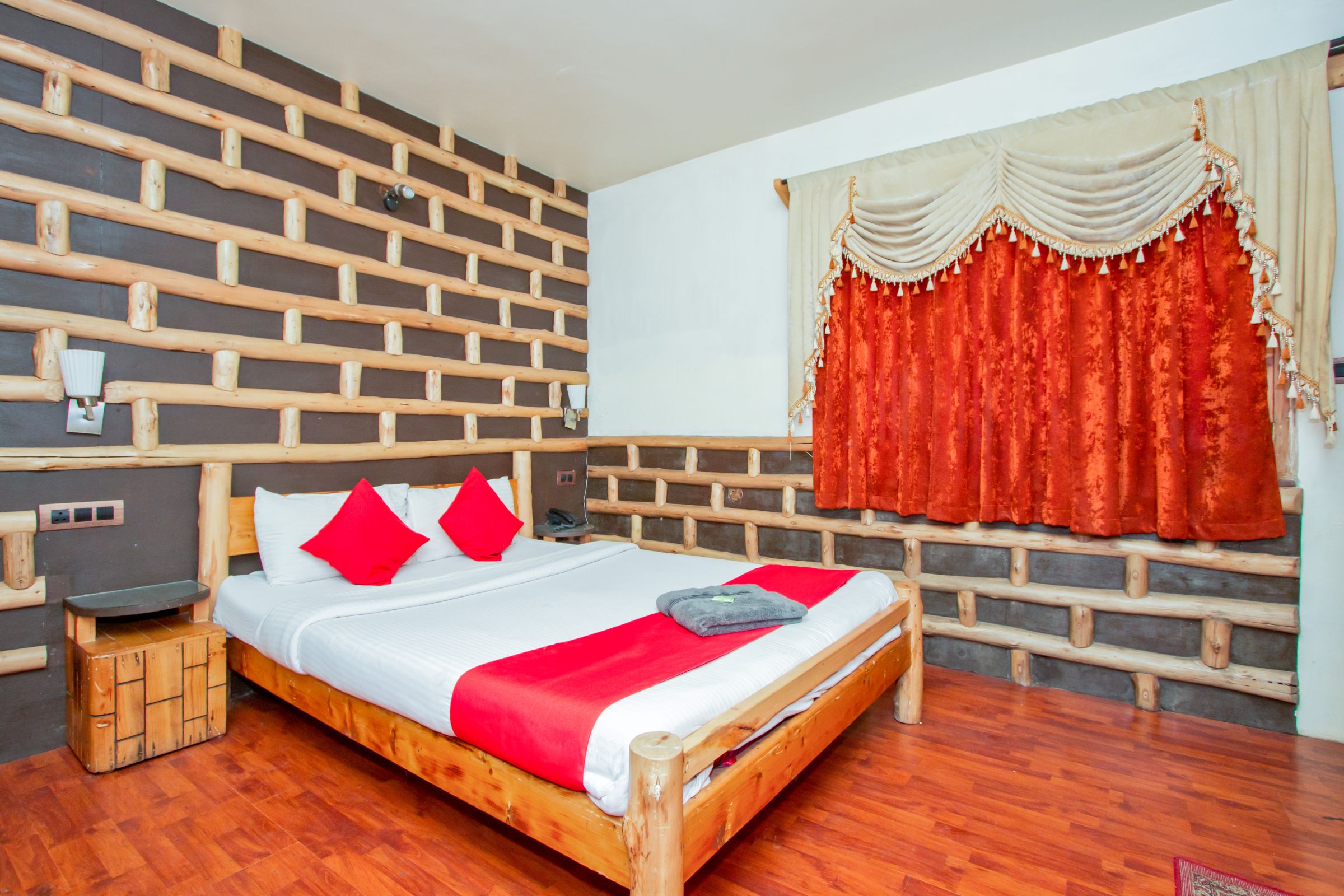 Manorama Cottages | Rooms & Chef - Tap to explore photos