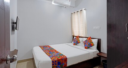 FabHotel Alfaa Inn Room Type - Premium Room
