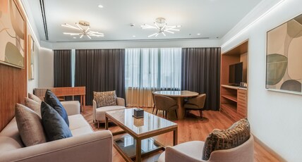  Movenpick Grand Al Bustan Room Type - Deluxe Room