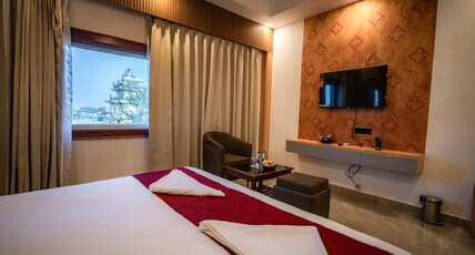 Hotel Mariya International Bodhgaya Room Type - Super Deluxe King Bed Room