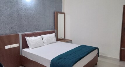Alfa Tourist Home Room Type - FAMILY AC Room