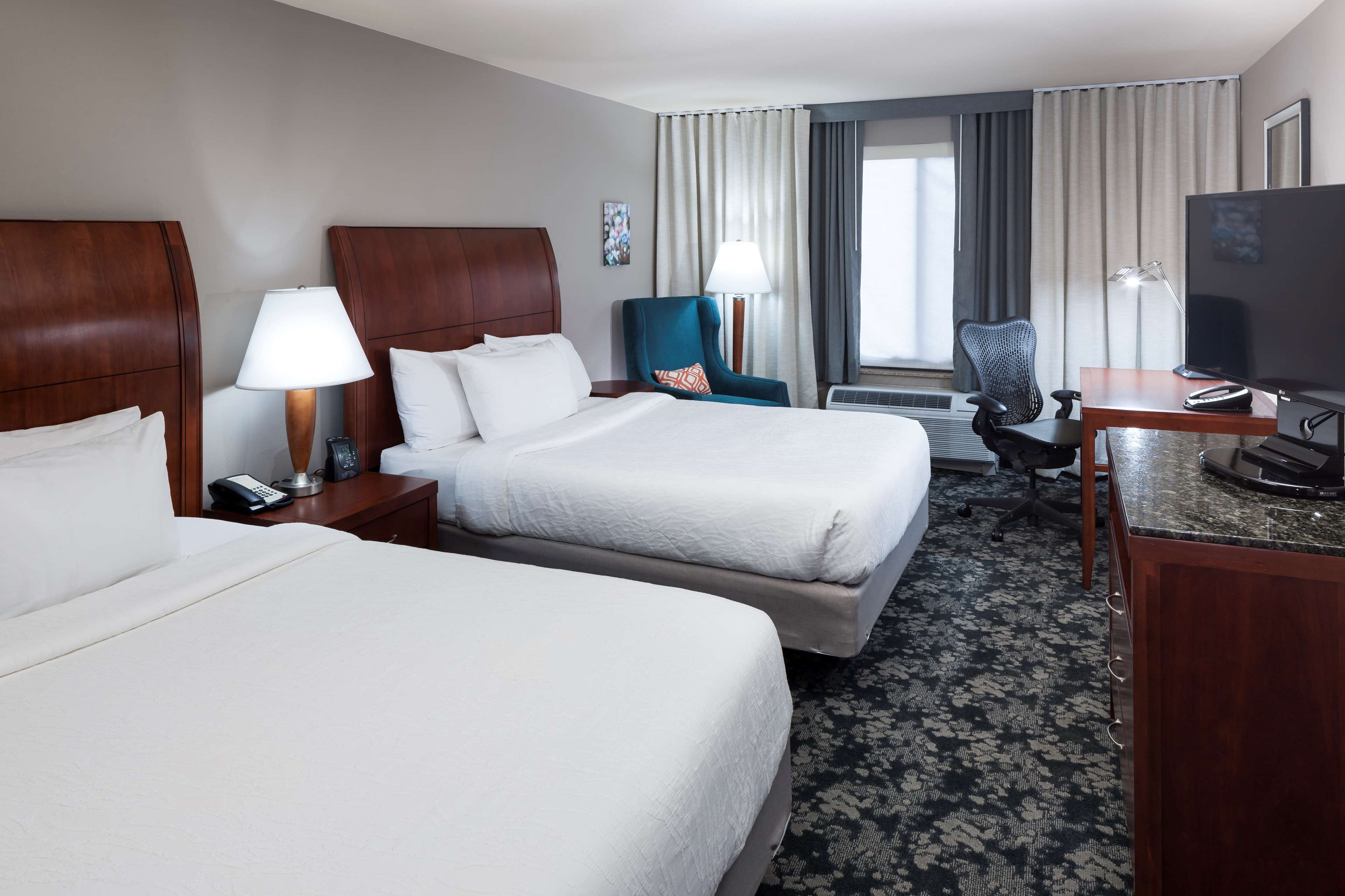 Hilton Garden Inn Austin North - Tap to explore photos