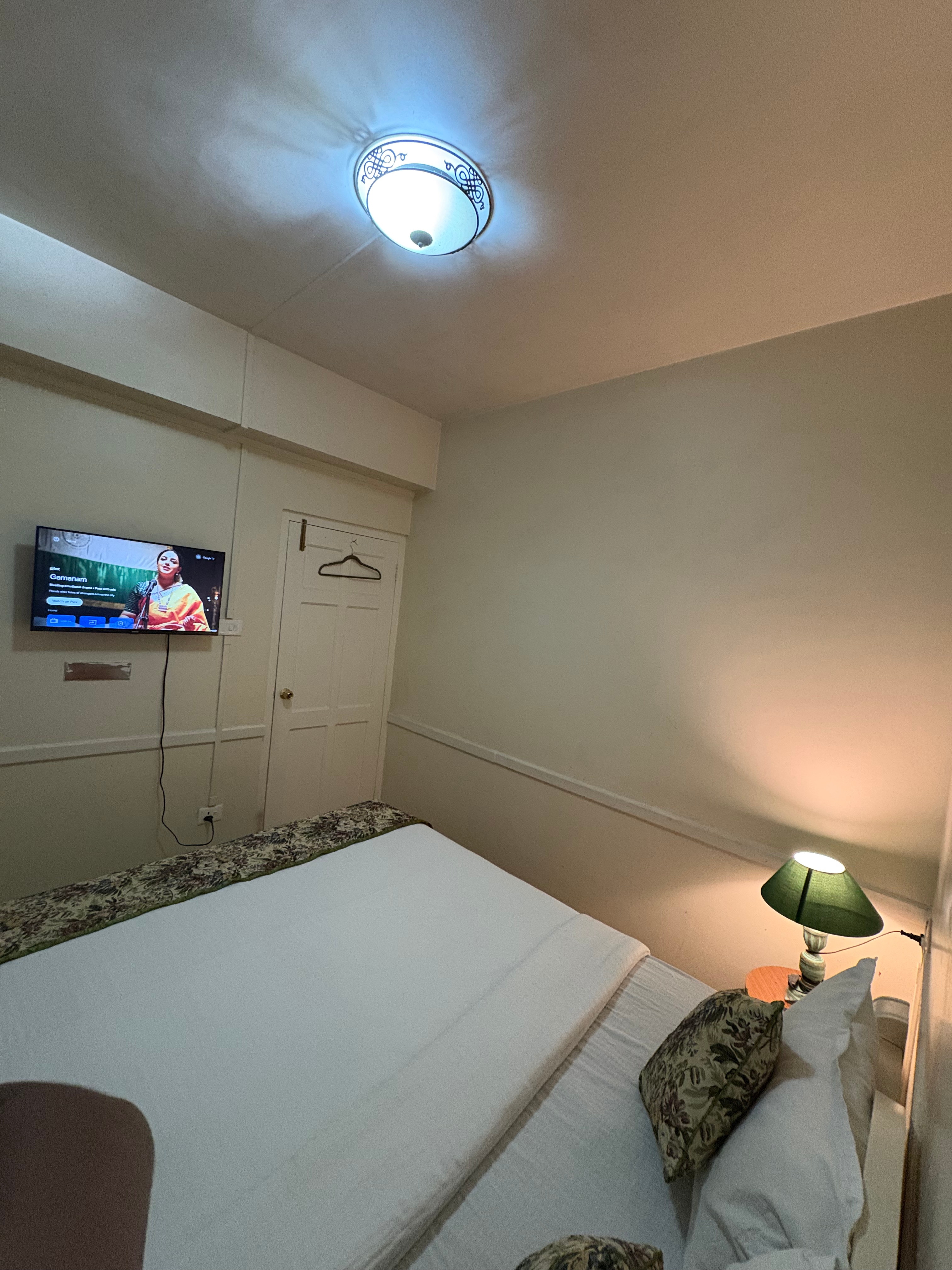 Silversky Guest house - Tap to explore photos