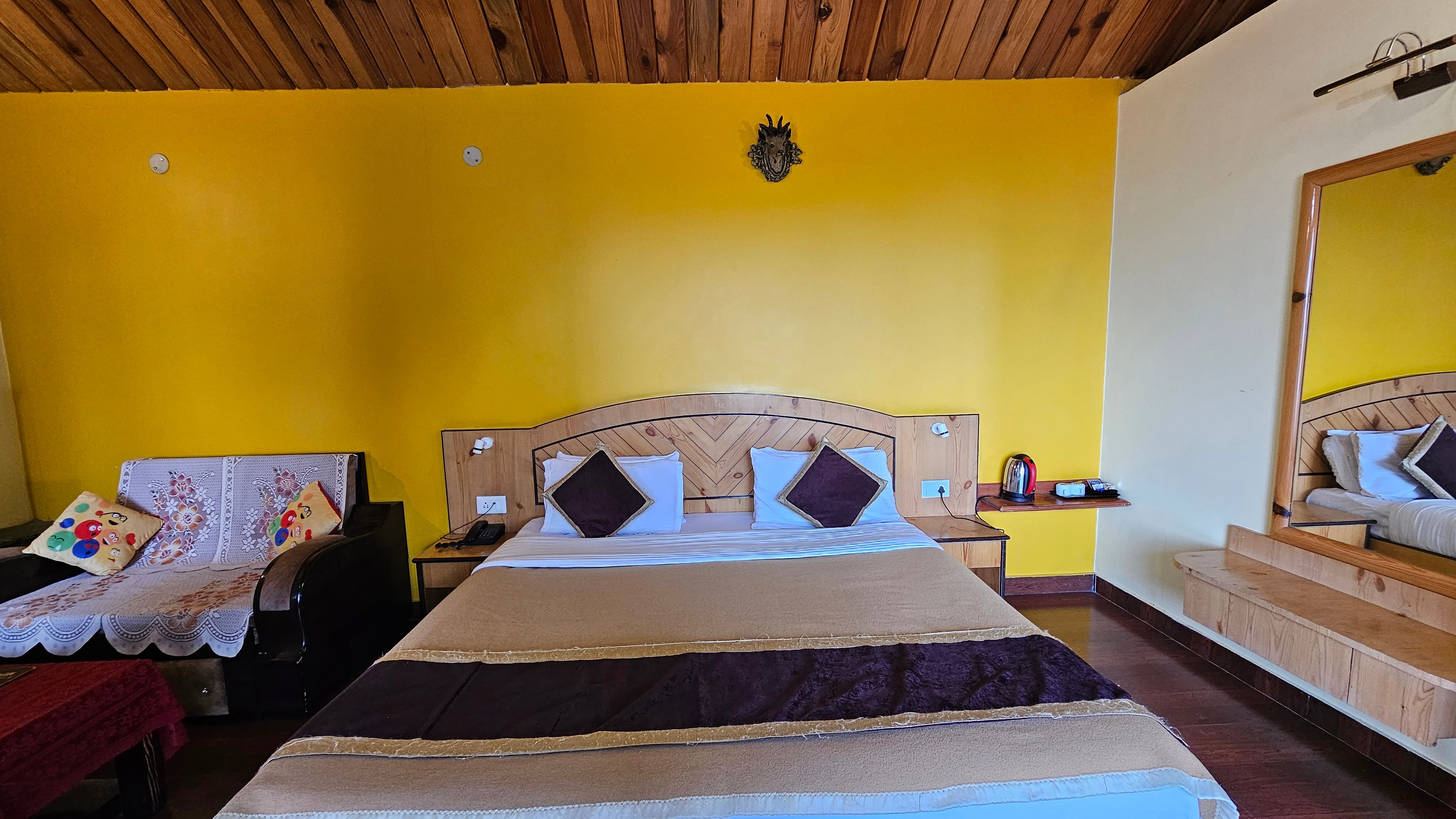 Himalaya Darshan Resort - Tap to explore photos