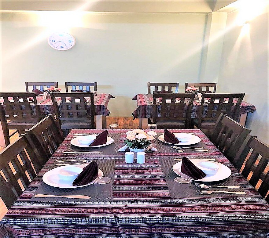 Kee-Rong Cottages | Rooms & Restaurant - Tap to explore photos
