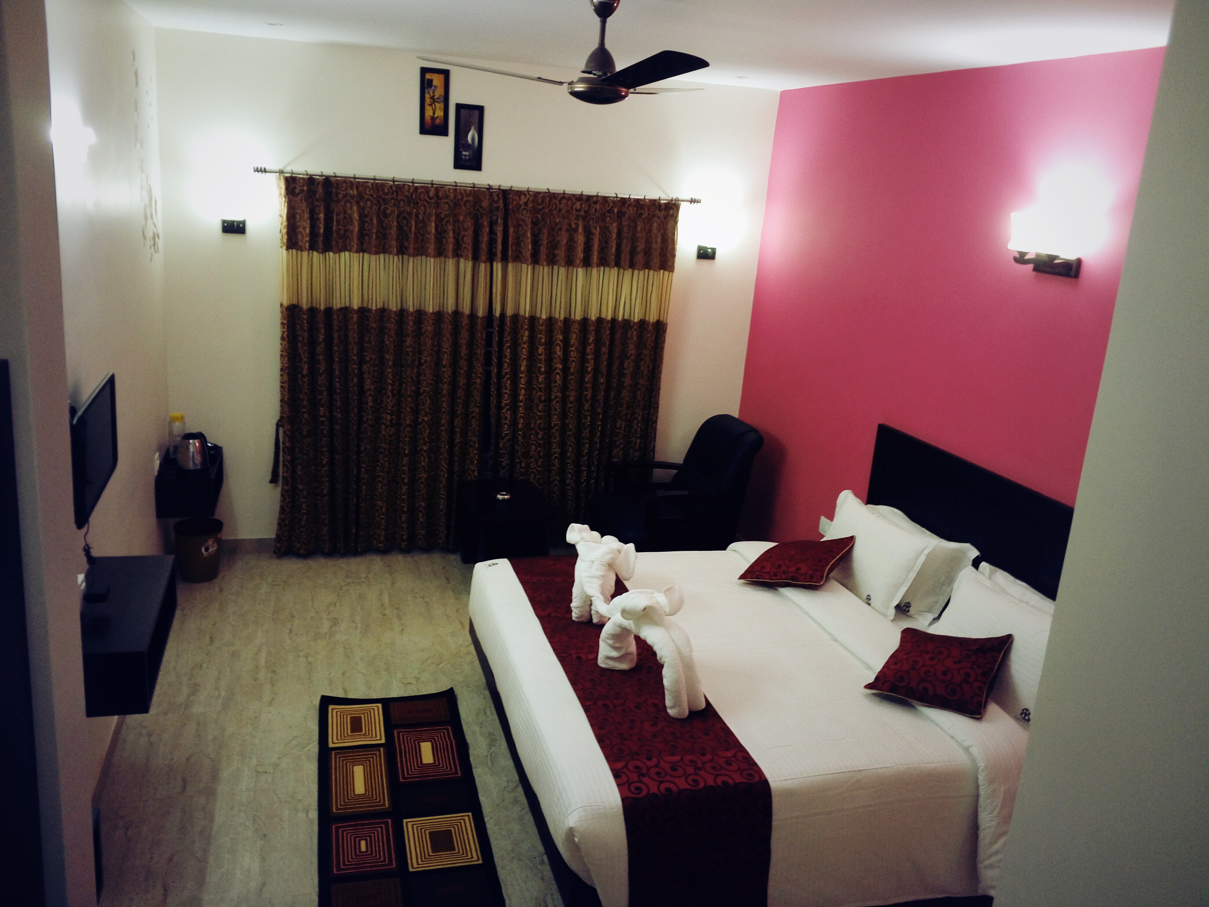 Hotel Lemon Stay - Tap to explore photos