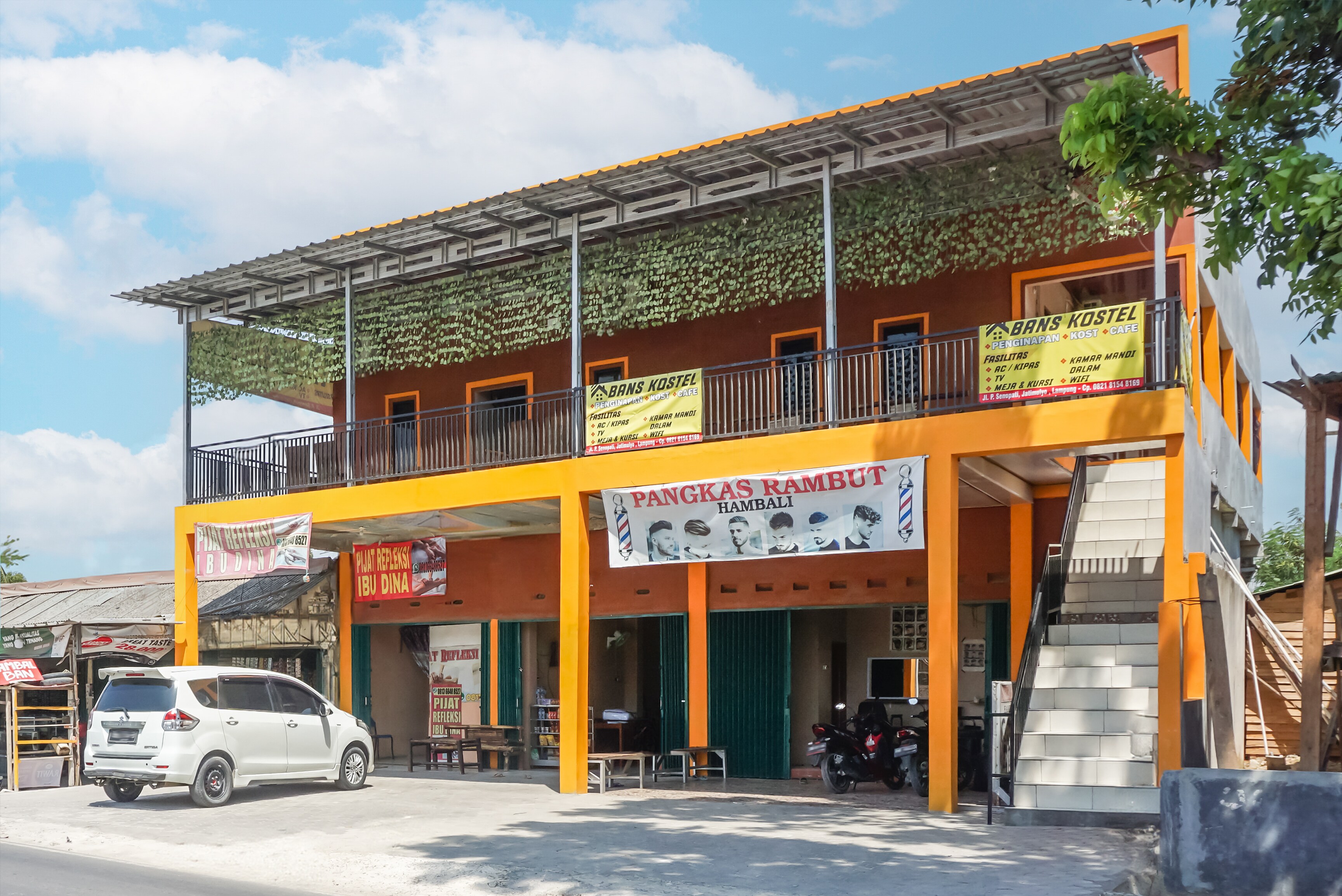 Hotel O Bans Kostel - Tap to explore photos