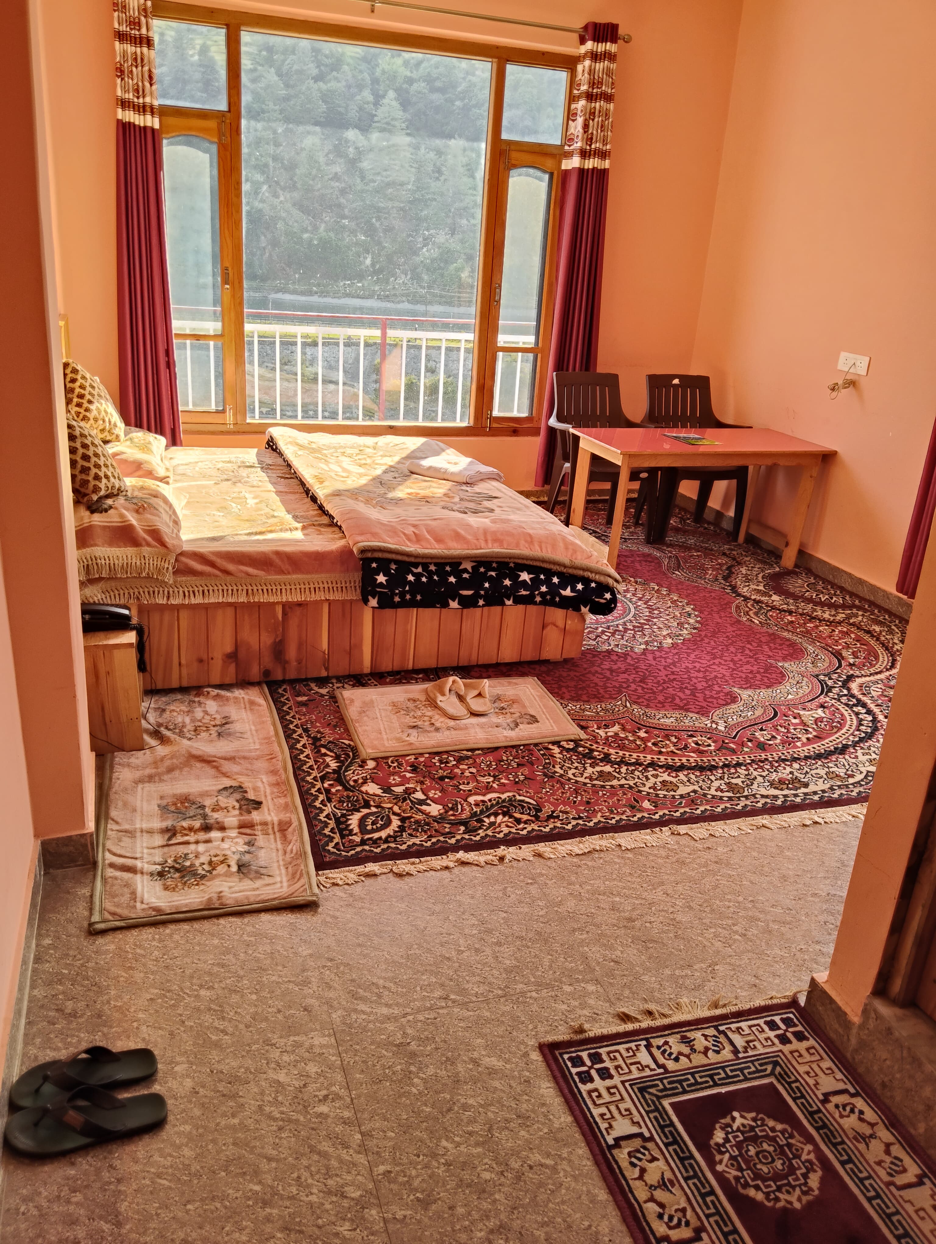 Hotel Manik - A Truly Lake view facing - Tap to explore photos