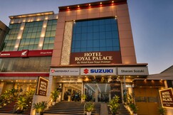 Hotel Kasa Premier Stays Peeragarhi