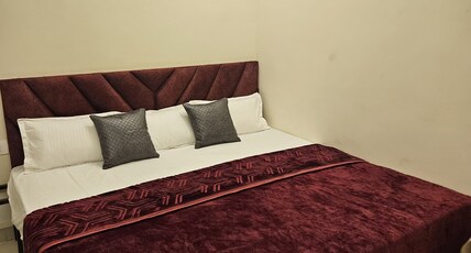 DevBhoomi Hotel Ujjain Room Type - Deluxe AC Double bed Room