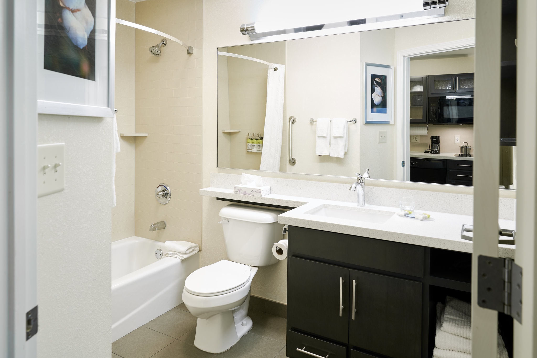 Candlewood Suites LAFAYETTE, an IHG hotel - Tap to explore photos
