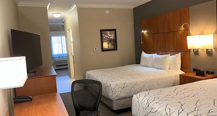 Best Western Plus Silver Saddle Inn Room Type - Suite-2 King Beds, Non-Smoking, Sitting Area, Full Breakfast