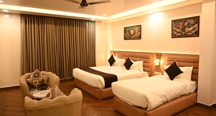 The Regal Crown By Ritya Hotels Room Type - Club Room