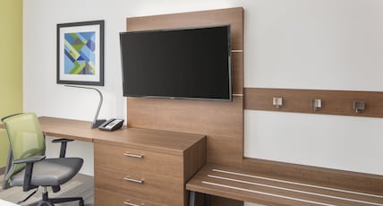 Holiday Inn Express Hotel & Suites Palm Bay Room Type - 1 King Suite Communications Accessible