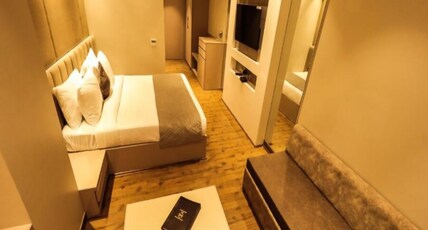 HOTEL MVR GRAND Room Type - Executive Room