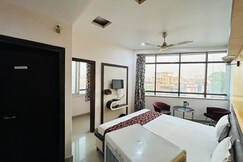 Hotel US Residency