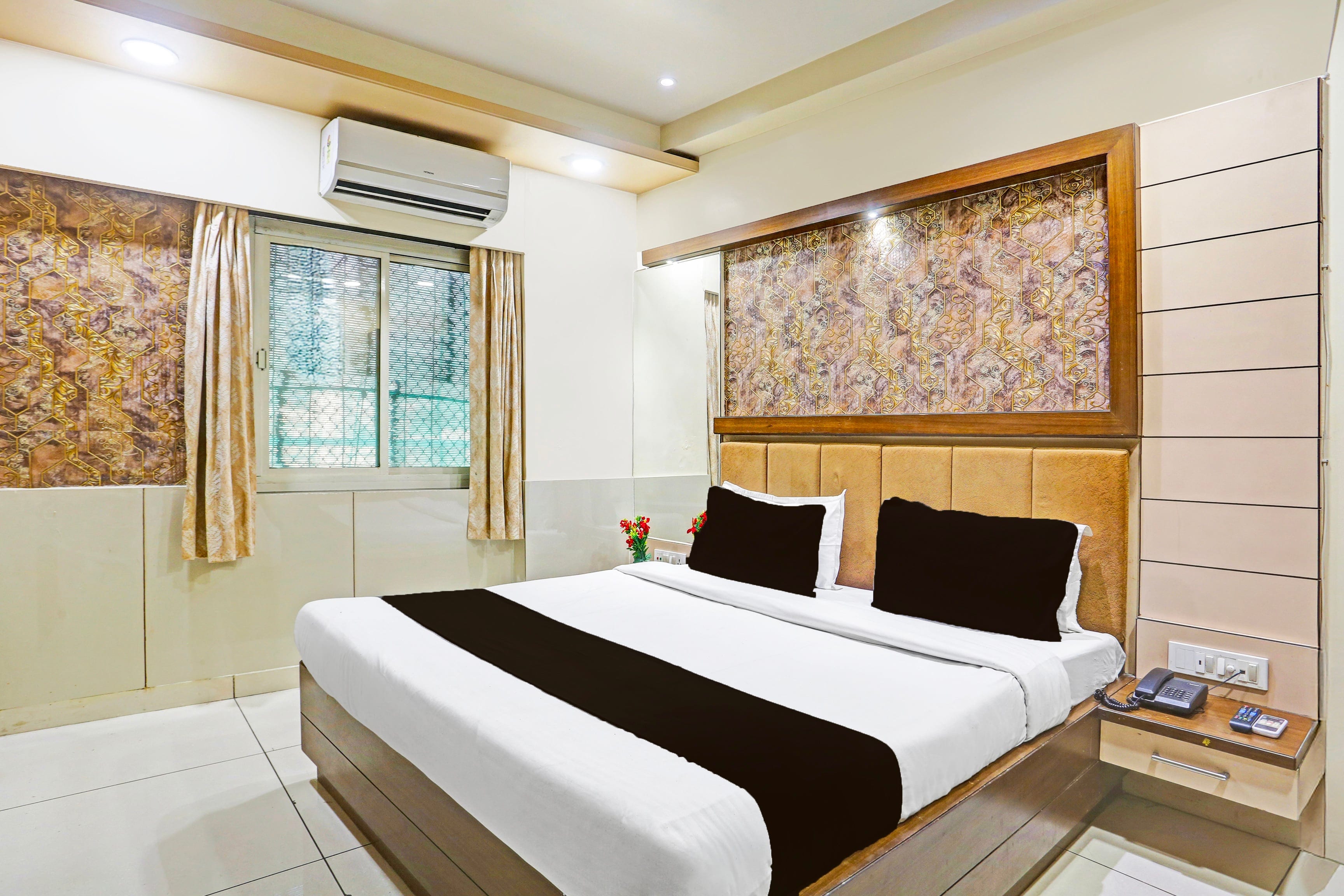 Hotel O Kesarganj Formerly Suman Palace - Tap to explore photos