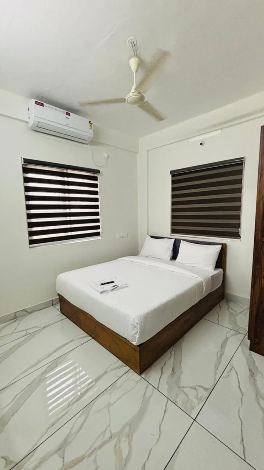 Miracle Inn - Tap to explore photos