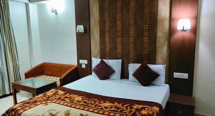 HOTEL TWILIGHT Room Type - Deluxe Ac