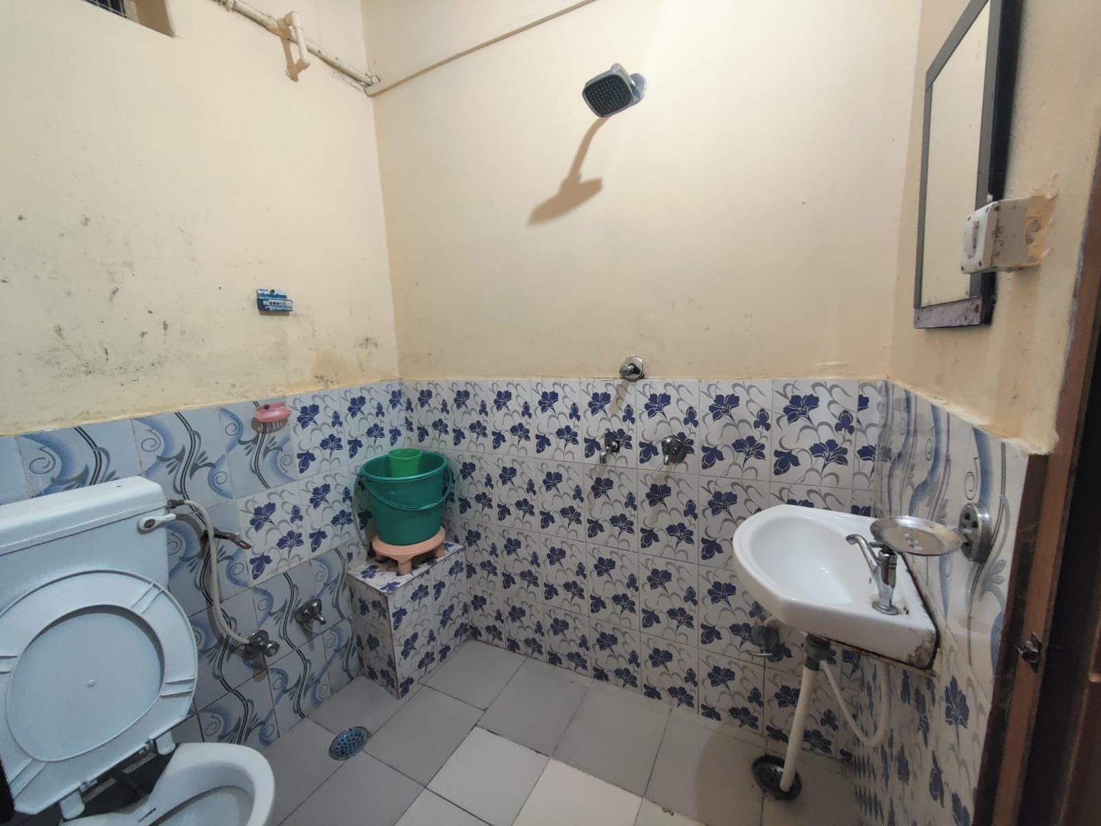 Hotel Kedar - Tap to explore photos