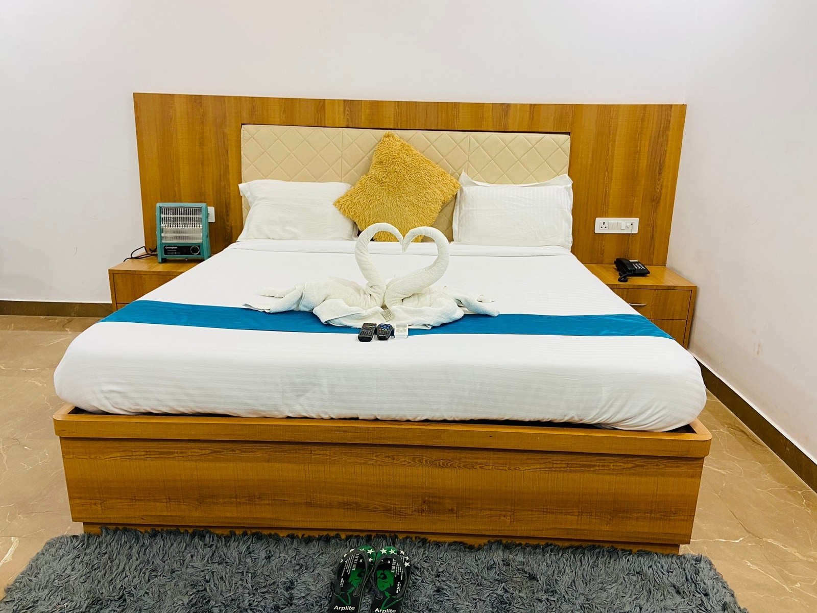 HOTEL SHREE R.C VATIKA - Tap to explore photos