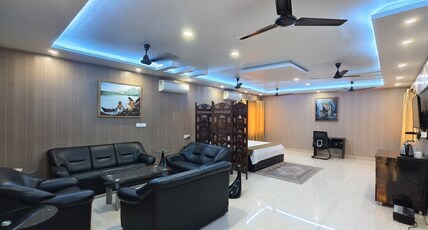 Hotel Saryu (Yatri Niwas Ayodhya) Room Type - AC Suite