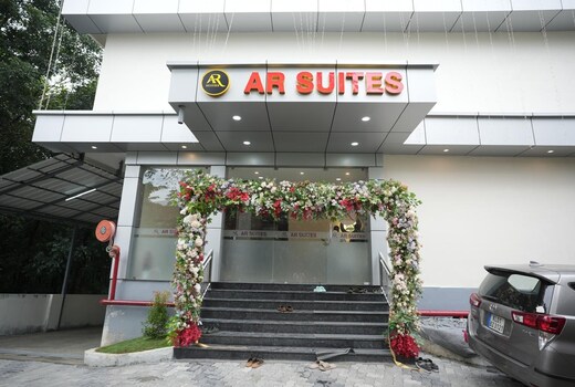 AR SUITES