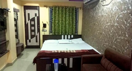 Barsha Resort Room Type - Deluxe AC Room