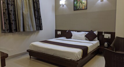 Hotel Surya Mahal Room Type - Super Deluxe Room