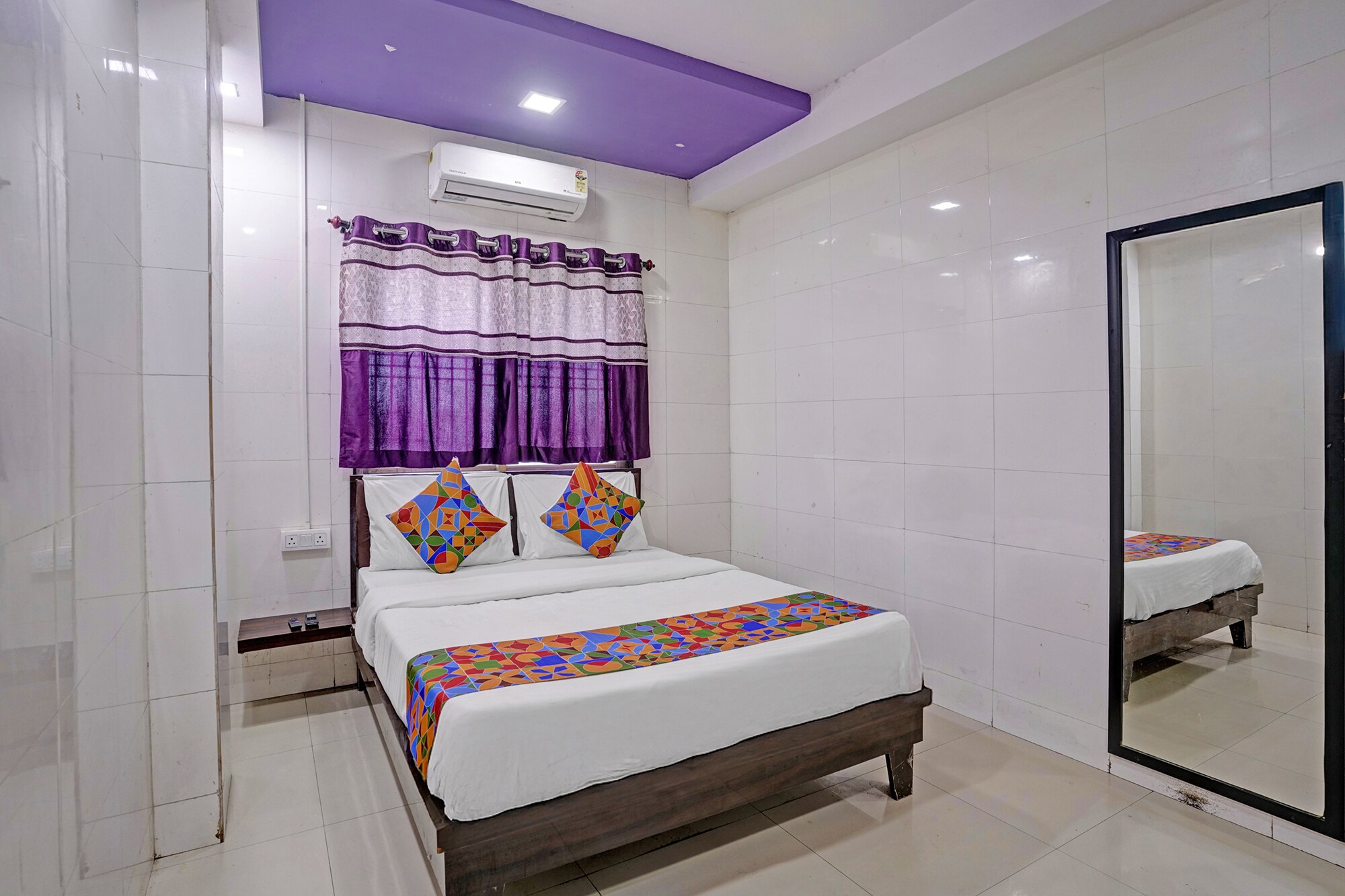 FabHotel Aarvi Executive CIDCO Bus Stand - Tap to explore photos