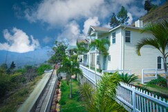 Le Reve Valley - Canadian cottage 3-3BHK Luxury cattage, Bonfire,Barbeque,Gym,Kids play zone, Lake v