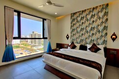 The White Flora Hotel