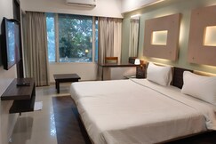 Hotel Mumbai House Thane