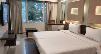 Hotel Mumbai House Thane Room Type - Deluxe Room