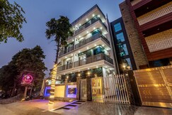 Hotel Expo Mart Inn Behind India Expo