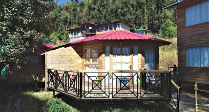 Chirpingi Birdz Resorts Room Type - Deluxe Chalet