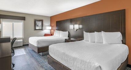 Best Western Plus Lee's Summit Hotel & Suites Room Type - 2 Queen Beds, Non-Smoking, Microwave And Refrigerator, Full Breakfast