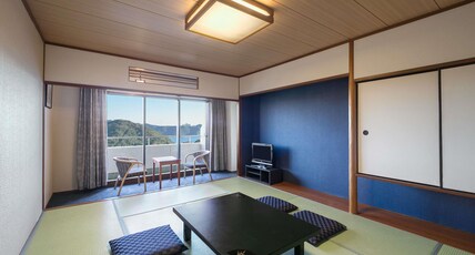 Grand Mercure Awaji Island Resort & Spa Room Type - Classic Room, Japanese style, 4 futon beds, Mountain view