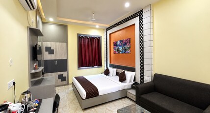 Sukhdeo Clark Inn Room Type - Deluxe Room