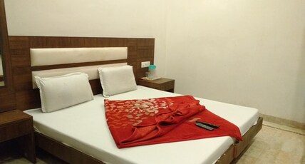 Sudershan Palace Room Type - Standard Non AC