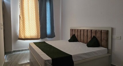 Best Hotel with Highway Connectivity with Nepal Room Type - Bedroom 6