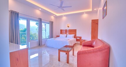 Ice cliff Resort Room Type - Suite Non-Ac