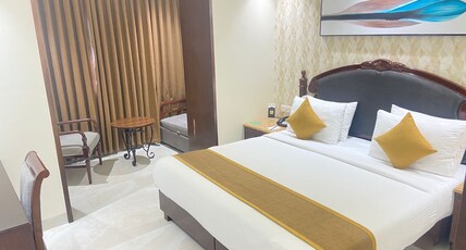 Hotel Suba Palace Room Type - Deluxe Room