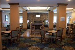 Holiday Inn Express - Cortland