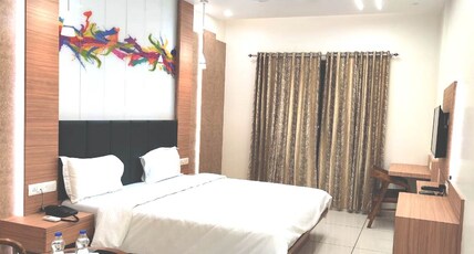 Hotel Relax Inn Room Type - Club Room