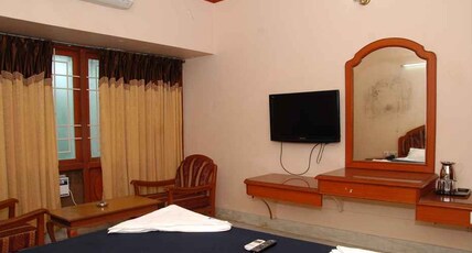 Chitra Lodge Room Type - Annexe AC Chitra Lodge Room Type - Annexe AC