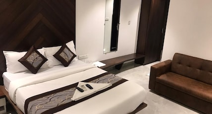 Hotel Flora Suites Room Type - Suite Room Hotel Flora Suites Room Type - Suite Room