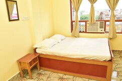 Mithila Sadan Yatri Niwash