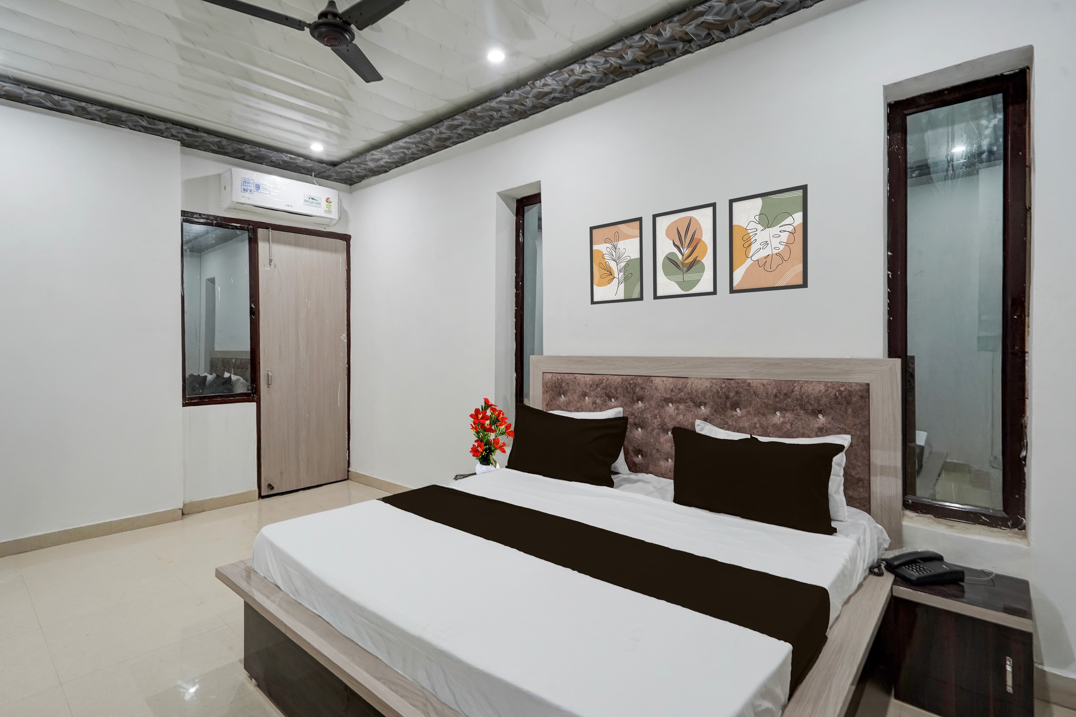 Townhouse Oak Char Dham Vrindavan - Tap to explore photos
