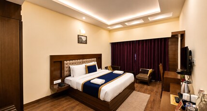 The Ashoka @300mts walkable from Mall Road Shimla Room Type - Premium Room